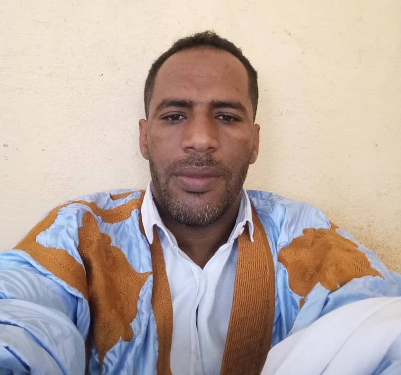 أبي ولد الديه - أستاذ تعليم ثانوي