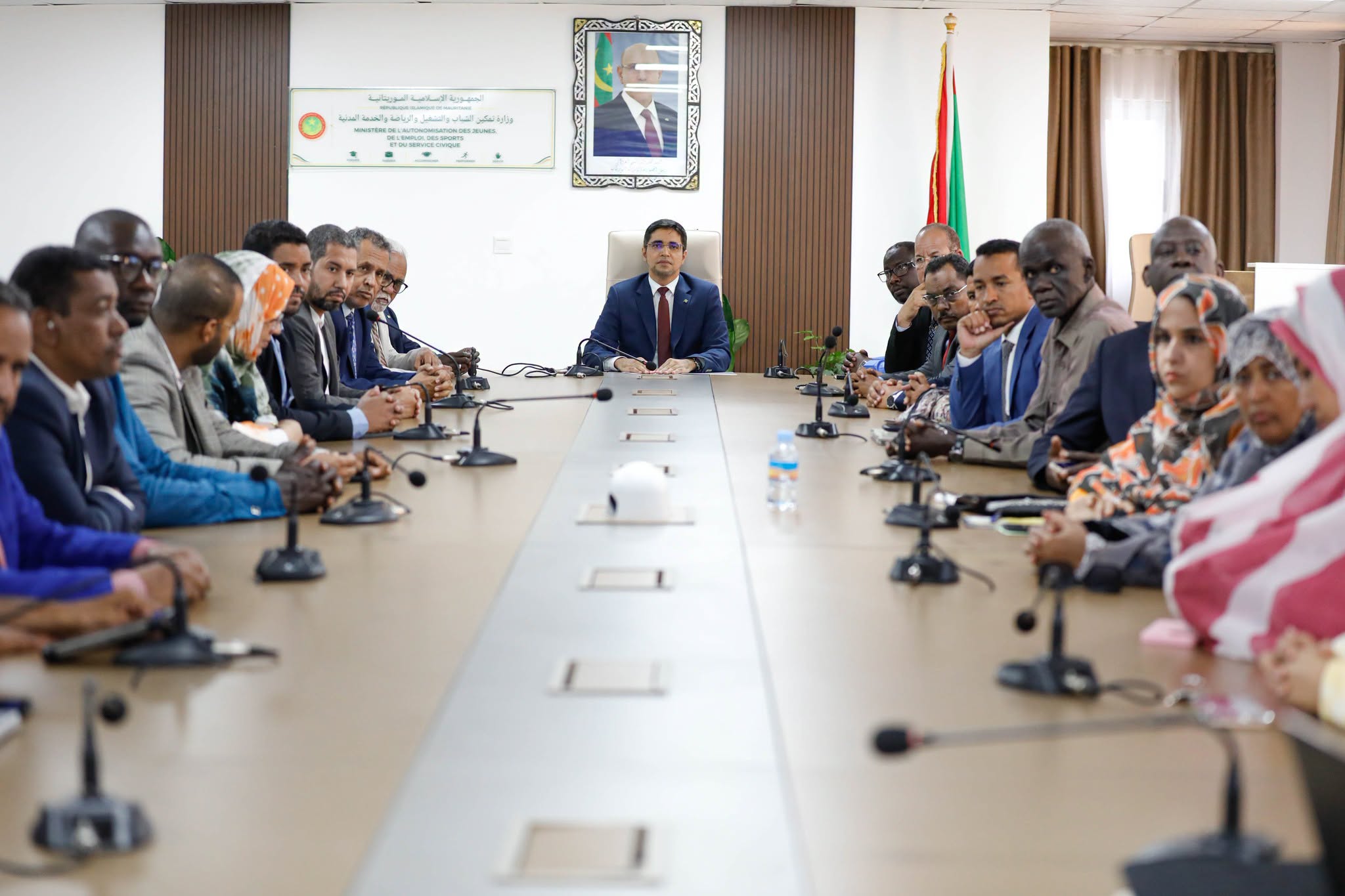 وزارة تمكين الشباب تطلق أول مساعد حكومي يعمل بالذكاء الاصطناعي