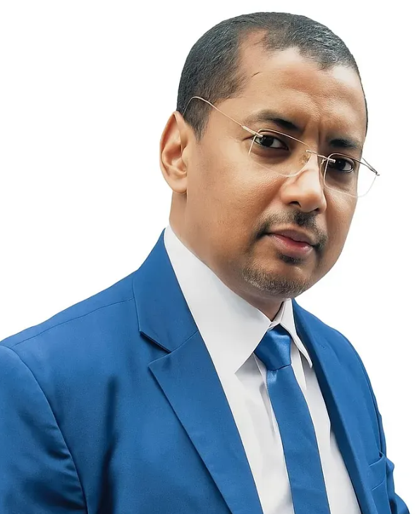  د. مولاي ولد أب ولد أكيك