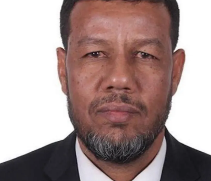 الدكتور عبد الله حمدي - رئيس مركز الضياء الكندي للدراسات العربية كالغري - كندا