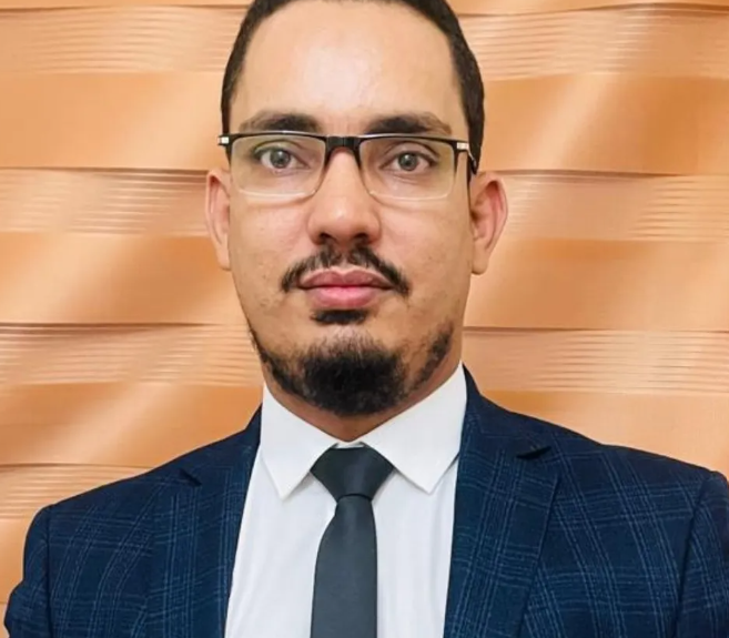 د. محمد عبد الجليل الشيخ القاضي - أستاذ القانون الدستوري بجامعة نواكشوط