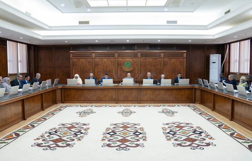 الحكومة تعقد اجتماعا استثنائيا الثلاثاء بعد تأجيل جلسة الأسبوع الماضي