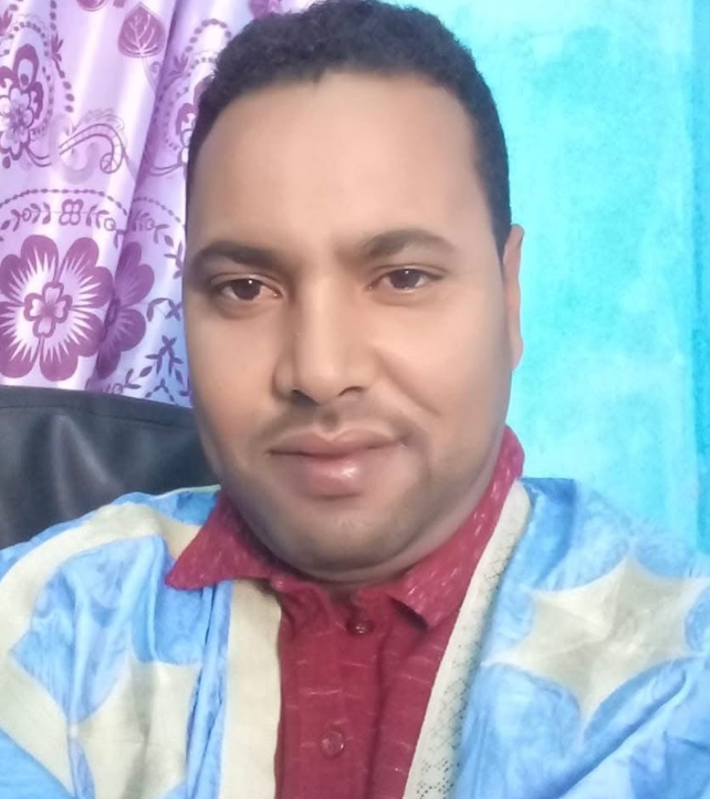الأستاذ محمد الأمين ولد البار