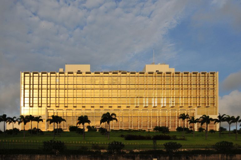 القصر الرئاسي في العاصمة الغابونية لبريفيل (غيتي)