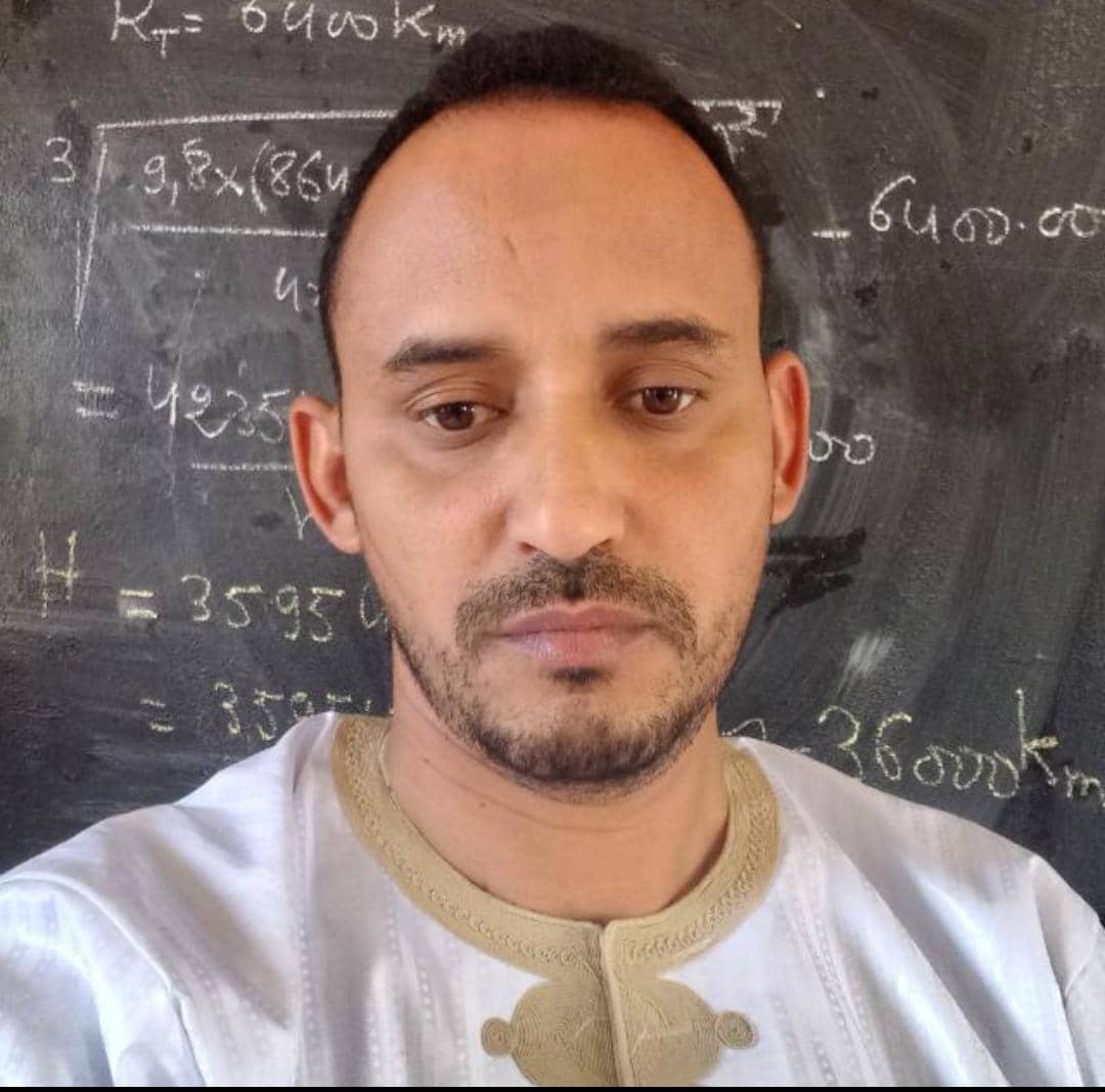 محمدو سيدي عبد الله - أستاذ