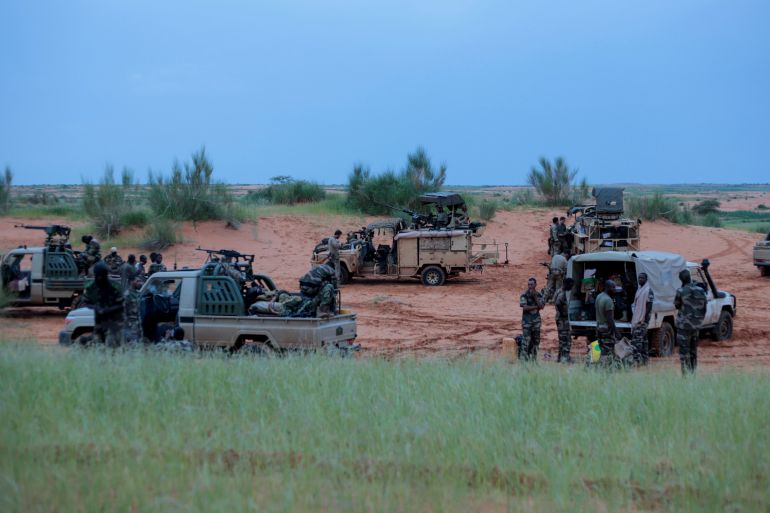 دورية عسكرية مالية قرب الحدود مع النيجر